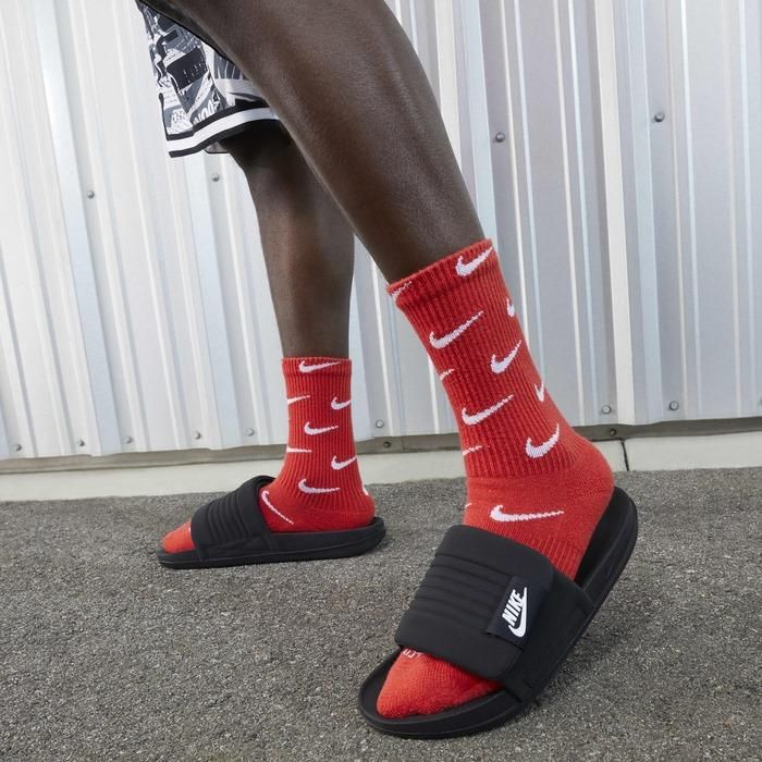 NIKE FLIP FLOPS