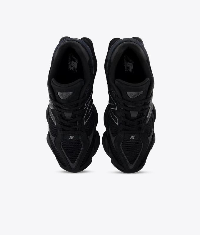 New Balance 9060 Triple Black Sneakers