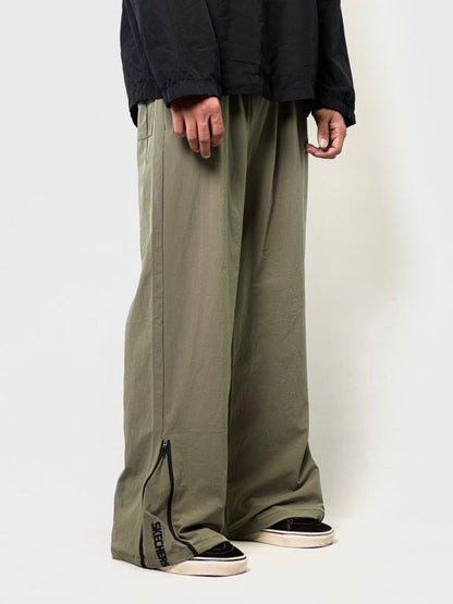 Skechers Oversized Tech-Fit Track Pants – Black