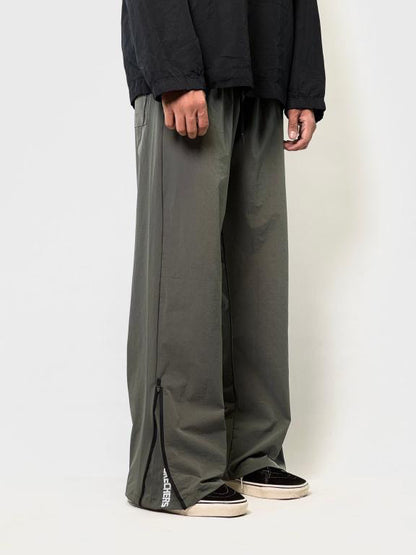 Skechers Oversized Tech-Fit Track Pants – Black